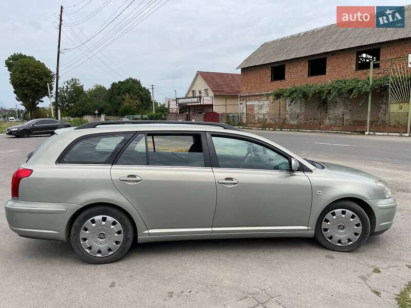 Универсал Toyota Avensis 2004 в Жмеринке