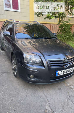 Універсал Toyota Avensis 2006 в Києві