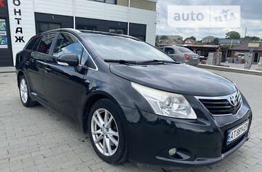 Универсал Toyota Avensis 2010 в Городенке