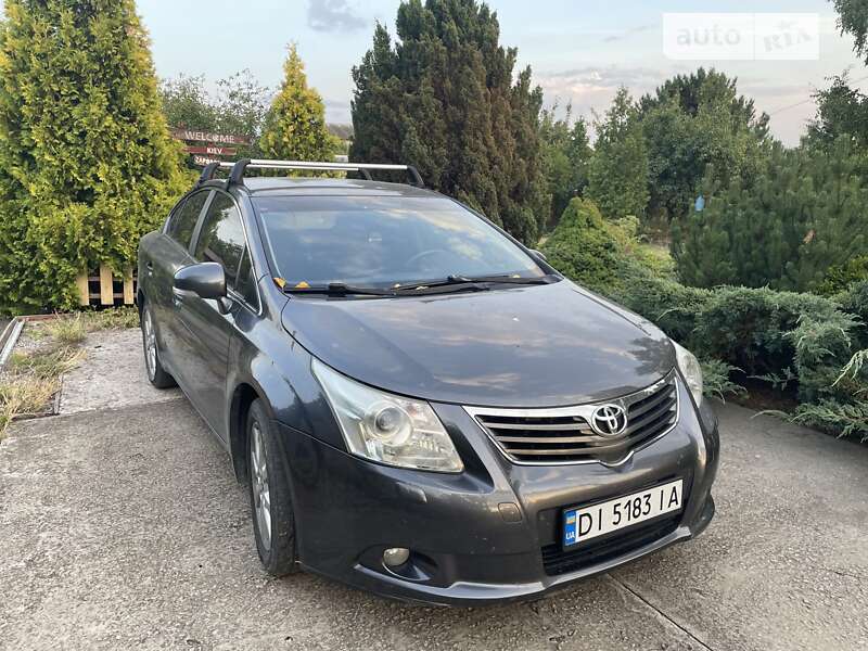 Седан Toyota Avensis 2008 в 