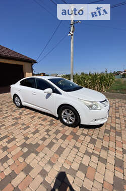 Седан Toyota Avensis 2011 в Черноморске