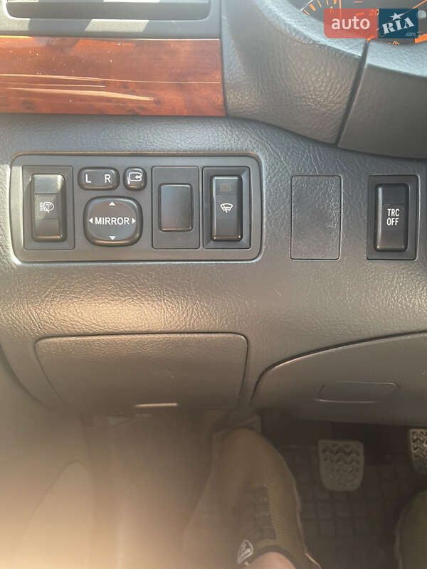 Универсал Toyota Avensis 2006 в Делятине