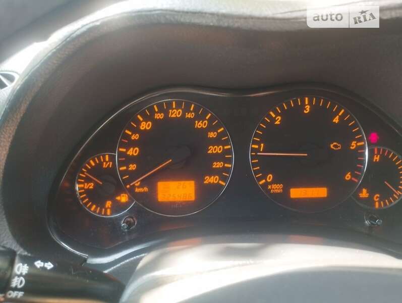 Универсал Toyota Avensis 2004 в Запорожье