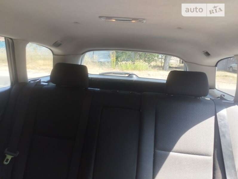 Универсал Toyota Avensis 2004 в Запорожье