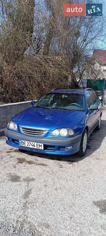 Универсал Toyota Avensis 1998 в Киеве