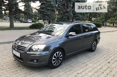 Универсал Toyota Avensis 2007 в Черновцах