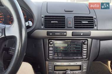 Ліфтбек Toyota Avensis 2008 в 