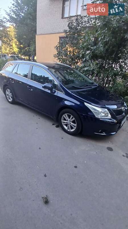 Універсал Toyota Avensis 2009 в Львові