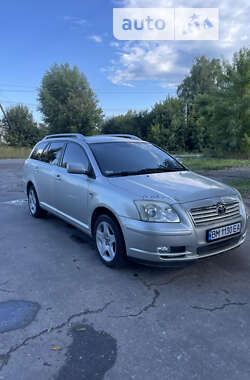 Універсал Toyota Avensis 2003 в Глухові