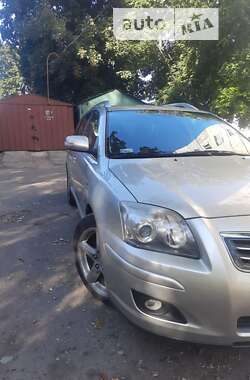 Универсал Toyota Avensis 2006 в Хмельницком