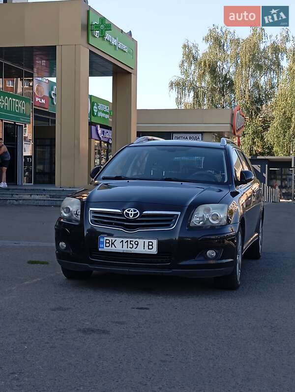 Универсал Toyota Avensis 2008 в 