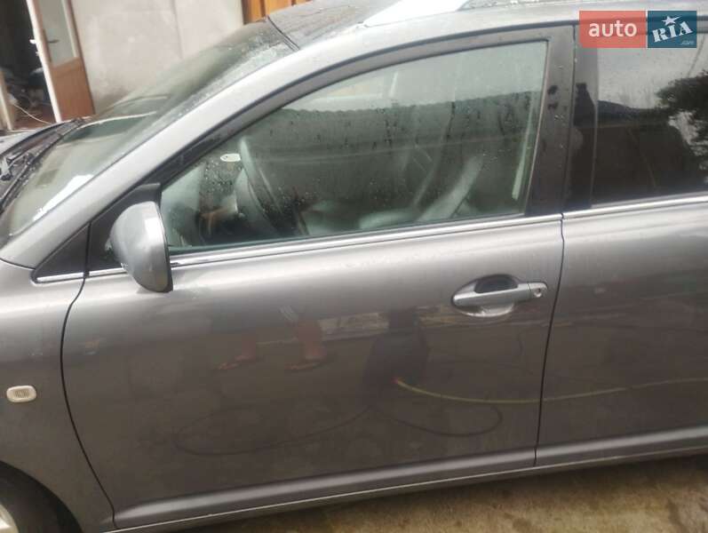 Toyota Avensis 2004 Toyota Avensis 2004