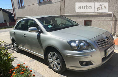 Седан Toyota Avensis 2008 в Тернополе