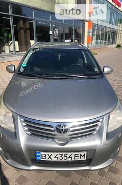 Универсал Toyota Avensis 2011 в Хмельницком