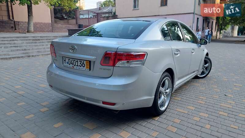 Седан Toyota Avensis 2009 в Одесі