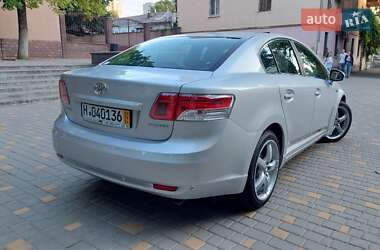 Седан Toyota Avensis 2009 в Одессе