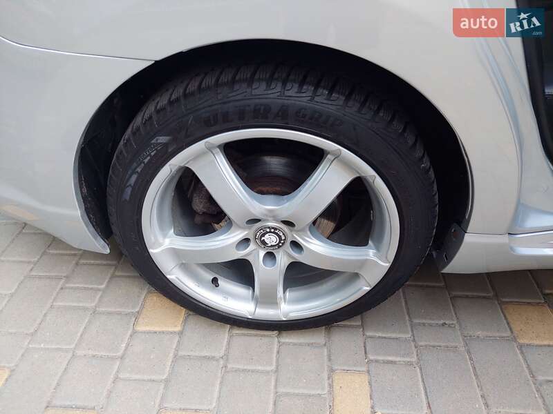 Седан Toyota Avensis 2009 в Одесі