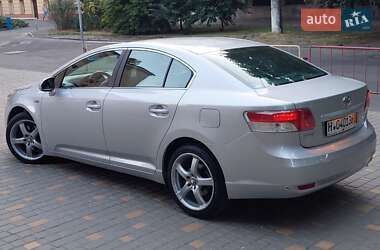 Седан Toyota Avensis 2009 в Одессе