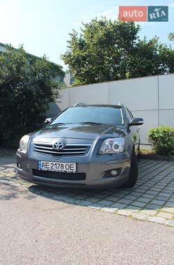 Универсал Toyota Avensis 2008 в Киеве