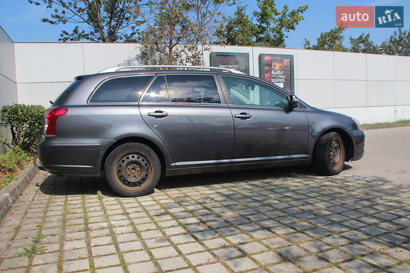 Универсал Toyota Avensis 2008 в Киеве