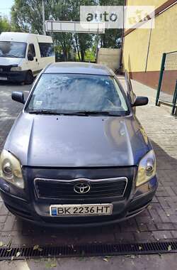 Седан Toyota Avensis 2006 в Дніпрі