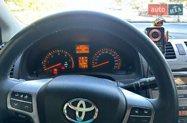 Универсал Toyota Avensis 2011 в Житомире