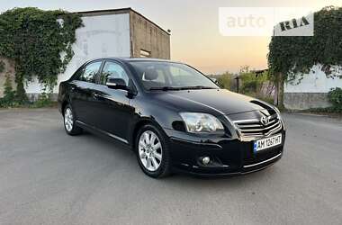 Седан Toyota Avensis 2008 в Умани