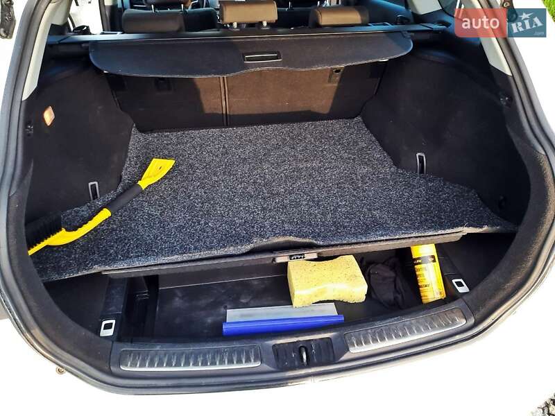 Универсал Toyota Avensis 2012 в Хмельницком