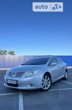 Седан Toyota Avensis 2009 в Полтаве