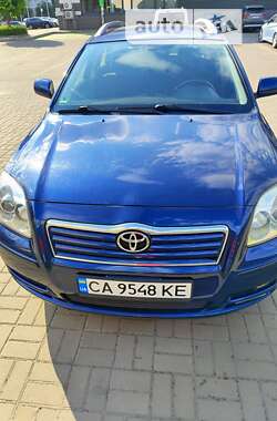 Універсал Toyota Avensis 2004 в Черкасах