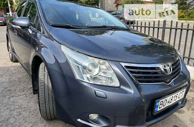 Седан Toyota Avensis 2009 в Подгайцах