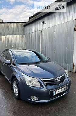 Седан Toyota Avensis 2008 в Киеве