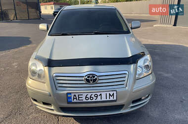 Седан Toyota Avensis 2005 в Днепре