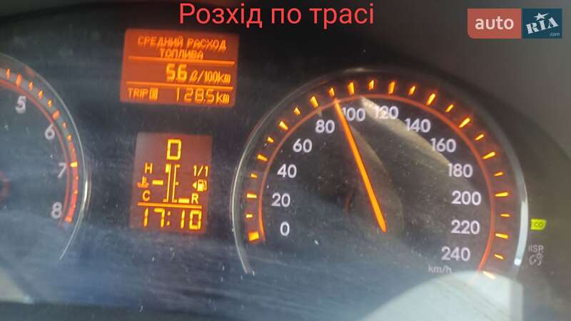 Седан Toyota Avensis 2011 в Черкасах