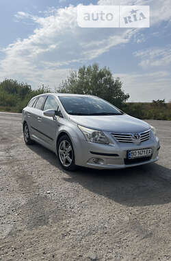 Універсал Toyota Avensis 2011 в Зборові