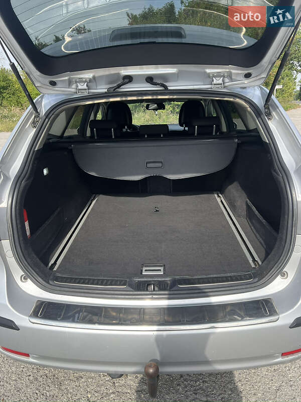 Универсал Toyota Avensis 2011 в Тернополе