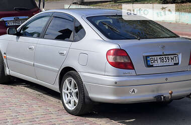 Ліфтбек Toyota Avensis 2002 в Добровеличківці