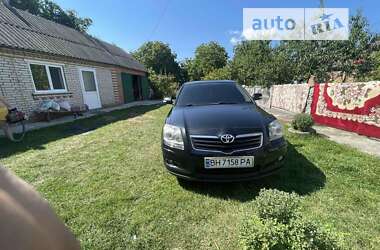 Седан Toyota Avensis 2006 в Виннице