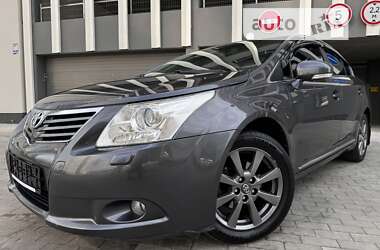 Седан Toyota Avensis 2009 в Киеве