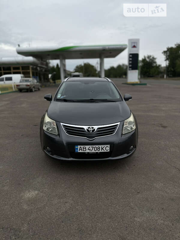 Универсал Toyota Avensis 2009 в Бершади