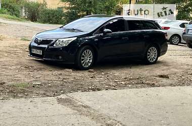 Універсал Toyota Avensis 2010 в Сараті