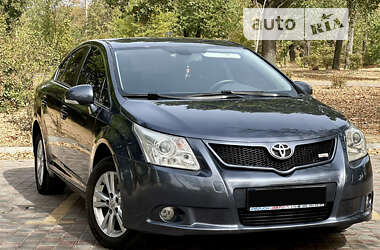 Седан Toyota Avensis 2011 в Кропивницькому