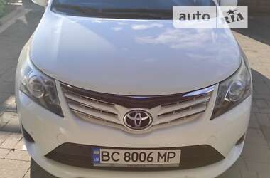 Седан Toyota Avensis 2012 в Дрогобичі