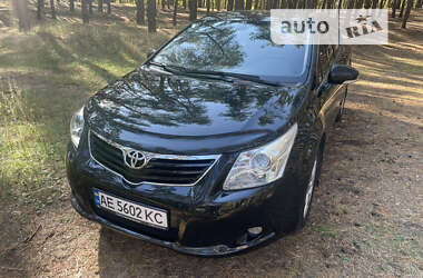 Седан Toyota Avensis 2008 в Днепре