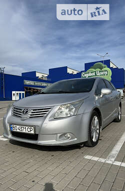 Универсал Toyota Avensis 2010 в Тернополе