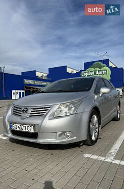 Универсал Toyota Avensis 2010 в Тернополе