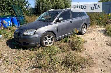 Універсал Toyota Avensis 2003 в Києві