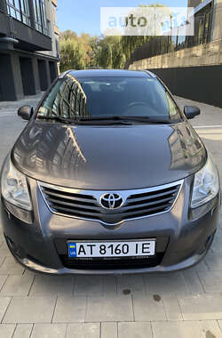 Універсал Toyota Avensis 2009 в Івано-Франківську