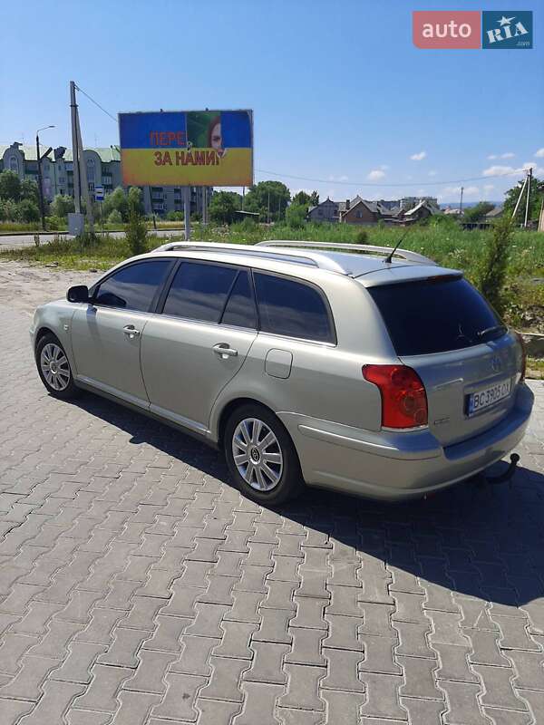 Универсал Toyota Avensis 2003 в Трускавце