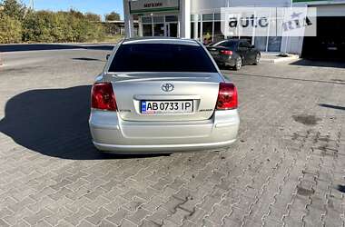 Седан Toyota Avensis 2004 в Селище